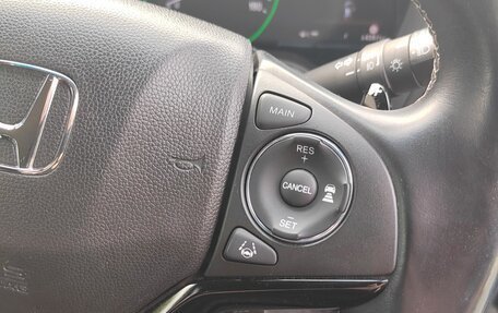 Honda Vezel, 2018 год, 1 900 000 рублей, 34 фотография