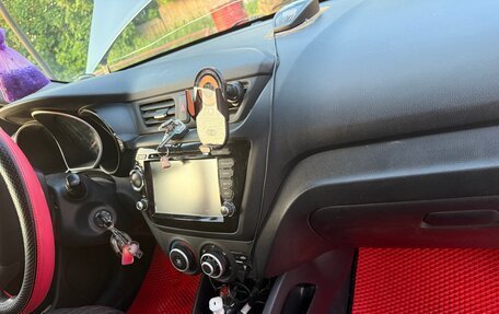 KIA Rio III рестайлинг, 2012 год, 960 000 рублей, 10 фотография