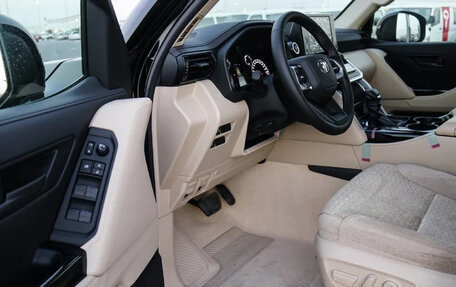 Toyota Land Cruiser, 2024 год, 10 302 666 рублей, 2 фотография