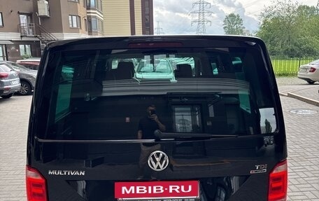 Volkswagen Multivan T6 рестайлинг, 2016 год, 3 500 000 рублей, 4 фотография