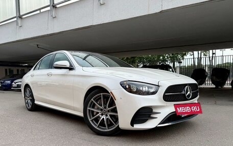 Mercedes-Benz E-Класс, 2022 год, 4 300 000 рублей, 3 фотография