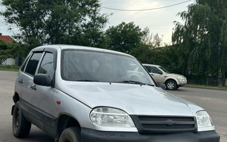 Chevrolet Niva I рестайлинг, 2004 год, 360 000 рублей, 2 фотография