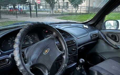 Chevrolet Niva I рестайлинг, 2004 год, 360 000 рублей, 8 фотография