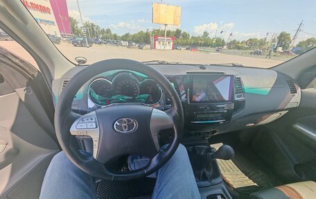 Toyota Hilux VII, 2011 год, 2 350 000 рублей, 6 фотография