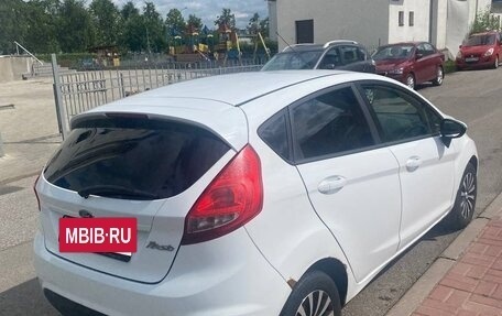 Ford Fiesta, 2010 год, 620 000 рублей, 3 фотография