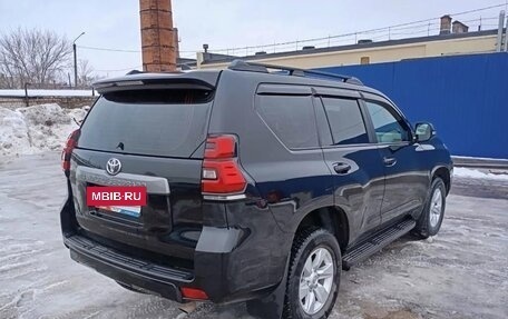 Toyota Land Cruiser Prado 150 рестайлинг 2, 2018 год, 4 800 000 рублей, 3 фотография