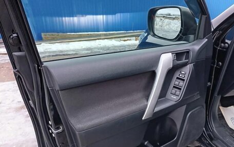 Toyota Land Cruiser Prado 150 рестайлинг 2, 2018 год, 4 800 000 рублей, 9 фотография