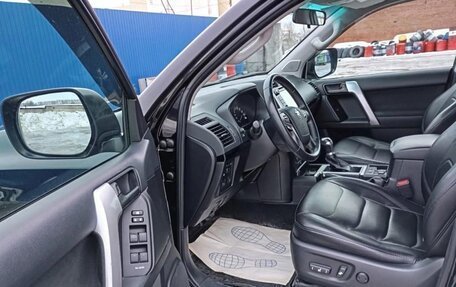 Toyota Land Cruiser Prado 150 рестайлинг 2, 2018 год, 4 800 000 рублей, 8 фотография