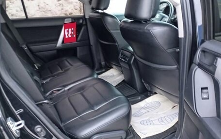 Toyota Land Cruiser Prado 150 рестайлинг 2, 2018 год, 4 800 000 рублей, 11 фотография