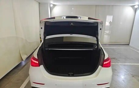 Mercedes-Benz C-Класс, 2024 год, 5 000 000 рублей, 4 фотография