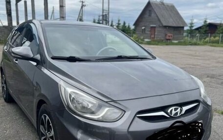 Hyundai Solaris II рестайлинг, 2012 год, 760 000 рублей, 6 фотография