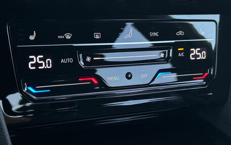 Volkswagen Arteon I, 2022 год, 4 030 000 рублей, 23 фотография