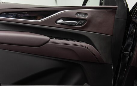Cadillac Escalade V, 2023 год, 14 890 000 рублей, 21 фотография
