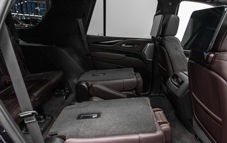 Cadillac Escalade V, 2023 год, 14 890 000 рублей, 33 фотография