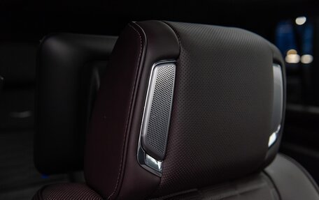Cadillac Escalade V, 2023 год, 14 890 000 рублей, 32 фотография