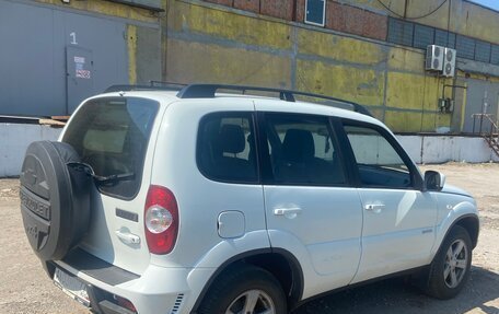 Chevrolet Niva I рестайлинг, 2015 год, 370 000 рублей, 5 фотография