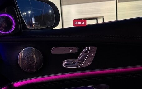 Mercedes-Benz E-Класс, 2019 год, 3 800 000 рублей, 7 фотография