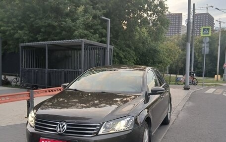 Volkswagen Passat B7, 2013 год, 1 050 000 рублей, 1 фотография
