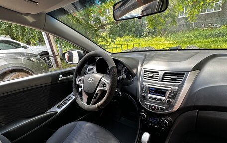 Hyundai Solaris II рестайлинг, 2014 год, 1 250 000 рублей, 2 фотография