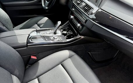 BMW 5 серия, 2014 год, 2 100 000 рублей, 11 фотография
