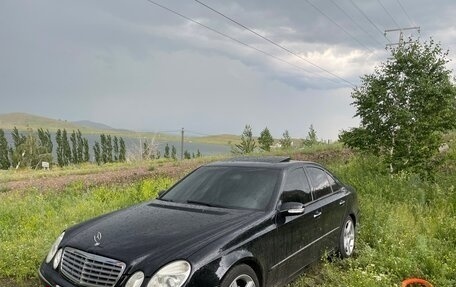 Mercedes-Benz E-Класс, 2003 год, 1 150 000 рублей, 4 фотография