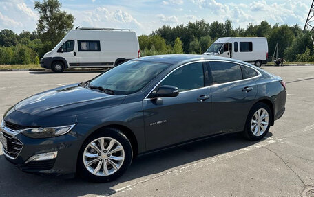 Chevrolet Malibu IX, 2020 год, 2 100 000 рублей, 4 фотография