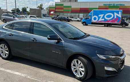 Chevrolet Malibu IX, 2020 год, 2 100 000 рублей, 3 фотография
