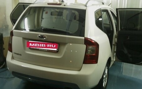 KIA Carens III (RP), 2010 год, 620 000 рублей, 8 фотография