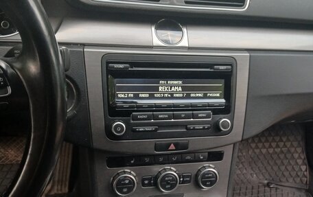 Volkswagen Passat B7, 2013 год, 1 050 000 рублей, 19 фотография