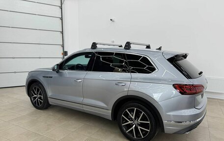 Volkswagen Touareg III, 2018 год, 5 150 000 рублей, 3 фотография