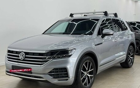 Volkswagen Touareg III, 2018 год, 5 150 000 рублей, 2 фотография
