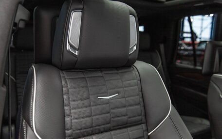 Cadillac Escalade V, 2023 год, 14 790 000 рублей, 22 фотография