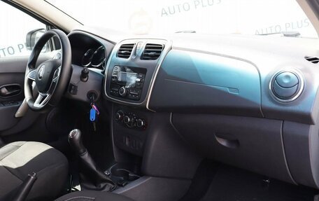 Renault Logan II, 2019 год, 720 000 рублей, 9 фотография