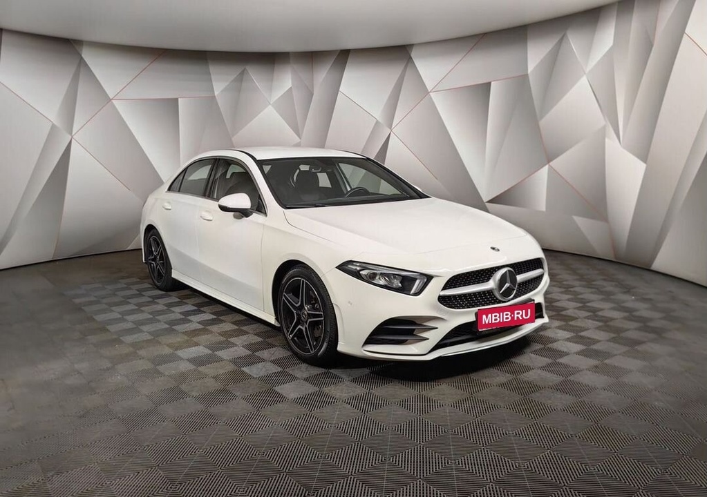 Mercedes-Benz A-Класс, 2021 год, 2 969 000 рублей, 3 фотография