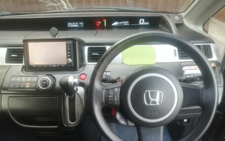 Honda Stepwgn III, 2009 год, 1 300 000 рублей, 3 фотография
