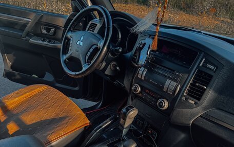 Mitsubishi Pajero IV, 2012 год, 2 699 999 рублей, 8 фотография
