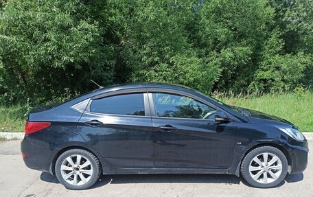 Hyundai Solaris II рестайлинг, 2012 год, 650 000 рублей, 2 фотография
