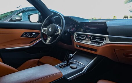BMW 3 серия, 2020 год, 3 900 000 рублей, 16 фотография