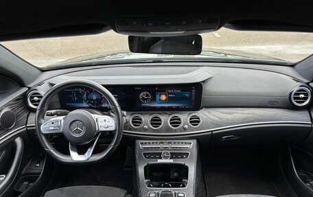 Mercedes-Benz E-Класс, 2018 год, 2 660 000 рублей, 9 фотография