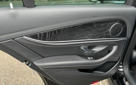 Mercedes-Benz E-Класс, 2018 год, 2 660 000 рублей, 18 фотография