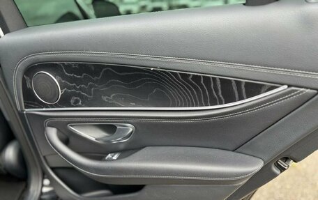 Mercedes-Benz E-Класс, 2018 год, 2 660 000 рублей, 20 фотография