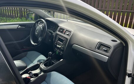 Volkswagen Jetta VI, 2013 год, 820 000 рублей, 10 фотография