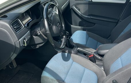 Volkswagen Jetta VI, 2013 год, 820 000 рублей, 16 фотография