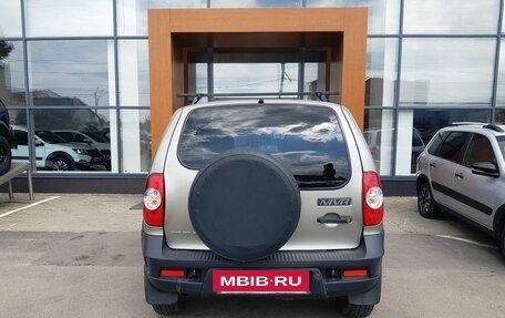 Chevrolet Niva I рестайлинг, 2019 год, 875 000 рублей, 6 фотография