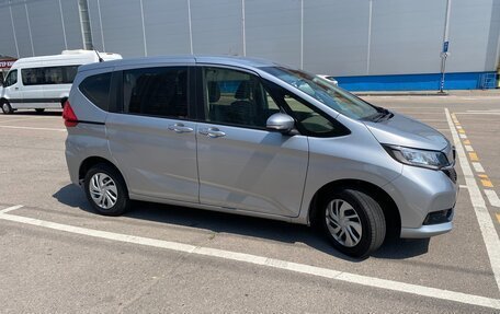 Honda Freed II, 2021 год, 2 200 000 рублей, 2 фотография
