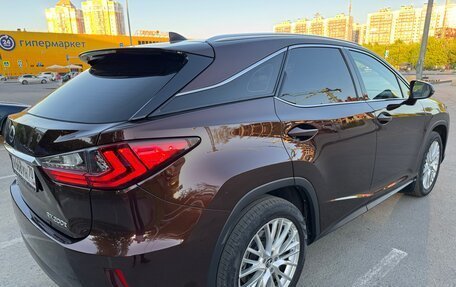 Lexus RX IV рестайлинг, 2017 год, 4 600 000 рублей, 7 фотография