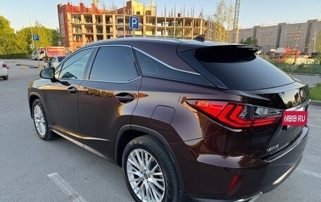 Lexus RX IV рестайлинг, 2017 год, 4 600 000 рублей, 6 фотография