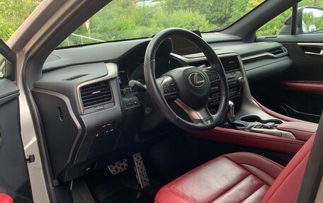 Lexus RX IV рестайлинг, 2016 год, 4 500 000 рублей, 3 фотография