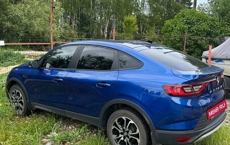 Renault Arkana I, 2022 год, 1 900 000 рублей, 2 фотография