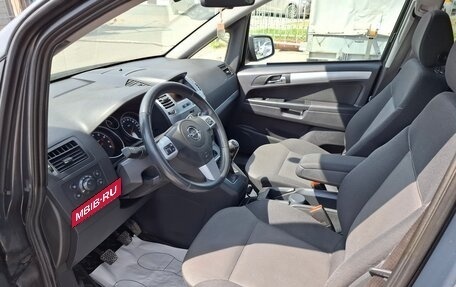 Opel Zafira B, 2013 год, 865 000 рублей, 8 фотография